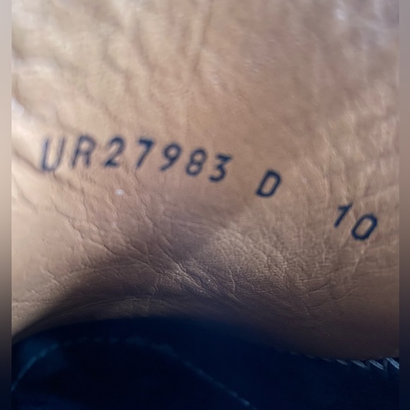 Salvatore Ferragamo Gancini Leather Loafers made in Italy. Size 10 - Picture 12 of 12